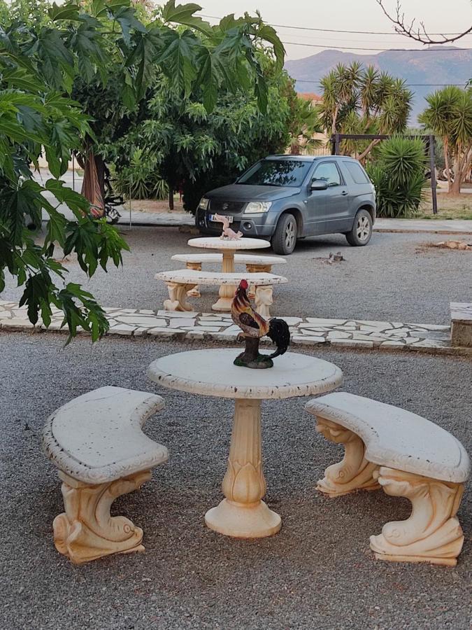 Hotel Takis Agios Georgios  Екстериор снимка